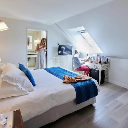 Logis Hotel, Restaurant Et Le Relais De Broceliande Hotel 4*