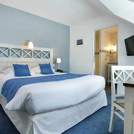 Logis Hotel, Restaurant Et Le Relais De Broceliande Hotel 4*