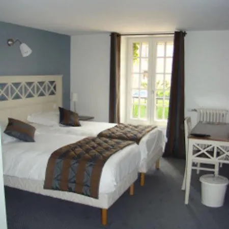 Hotel Logis Hotel, Restaurant Et Le Relais De Broceliande Paimpont