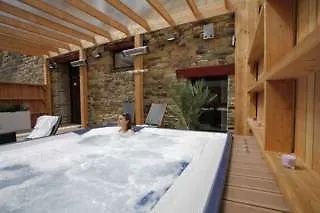 Logis Hotel, Restaurant Et Le Relais De Broceliande Hotel